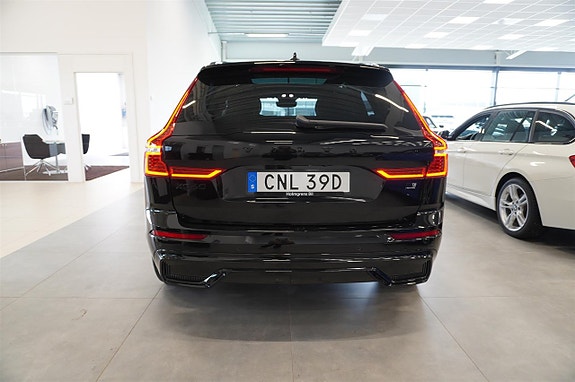 Volvo XC60 5 of 25