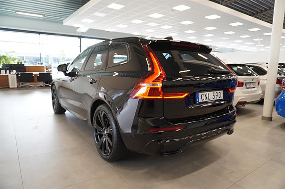 Volvo XC60 4 of 25