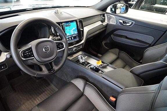 Volvo XC60 9 of 25