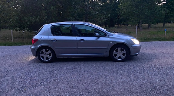 Peugeot 307 7 of 10