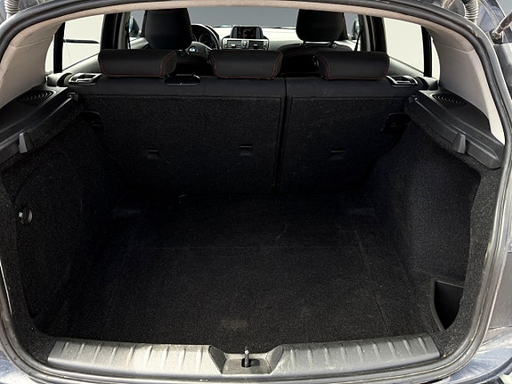 BMW 118d 7 of 8