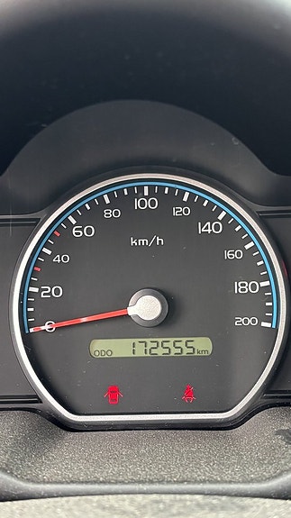 Hyundai i10 5 of 7