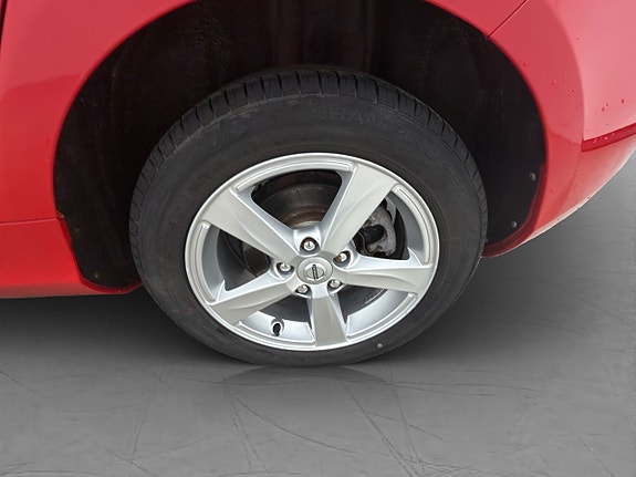 Volvo V40 24 of 26