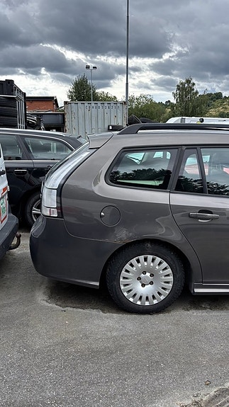 Saab 9-3 2 of 7