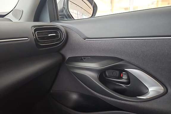 Toyota Yaris Cross 18 of 19