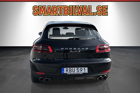 Porsche Macan S 5 of 30