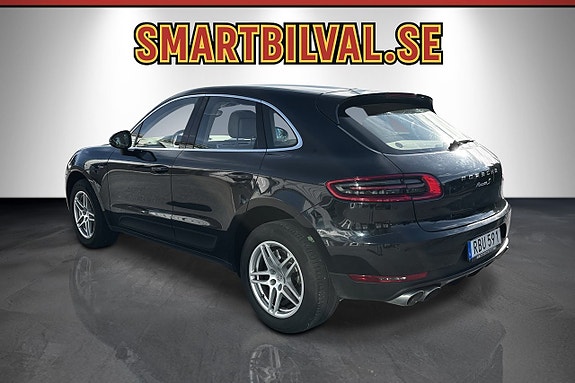 Porsche Macan S 4 of 30