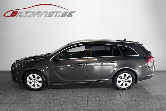 Opel Insignia 2 of 5