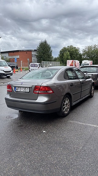 Saab 9-3 5 of 7