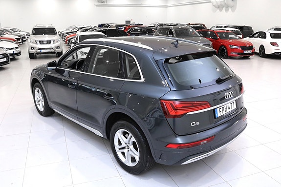 Audi Q5 6 of 23