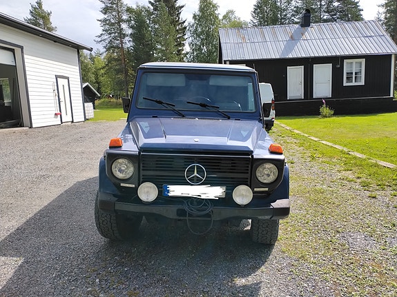 Mercedes-Benz 230 GE 2 of 24
