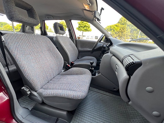 Opel Astra 13 of 20