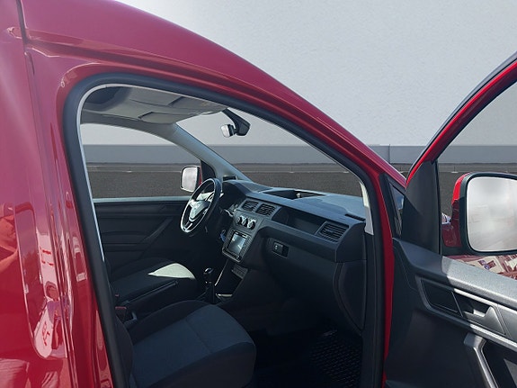 Volkswagen Caddy Maxi 6 of 10