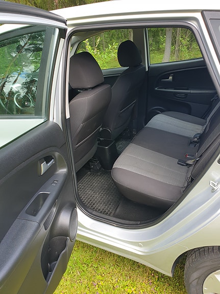 Kia Venga 6 of 8