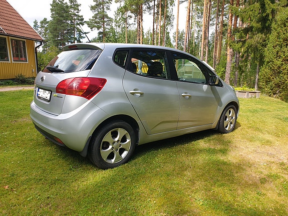 Kia Venga 4 of 5