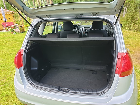 Kia Venga 7 of 8