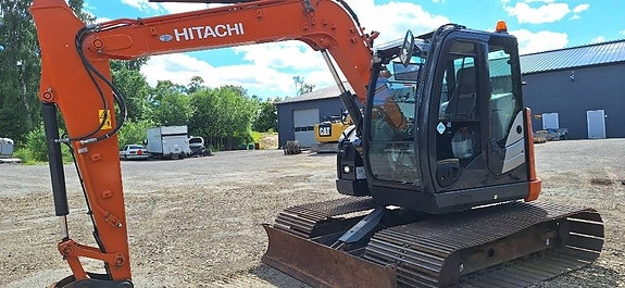 Hitachi ZX 85 US-6/Engcon/ 450 larv alt. 900mm.