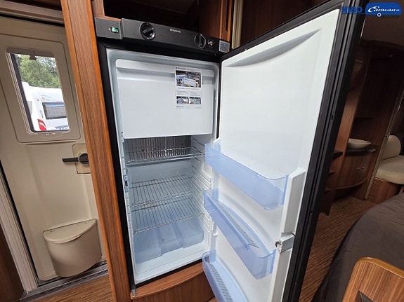 Adria ALPINA 743 UK 10 of 18