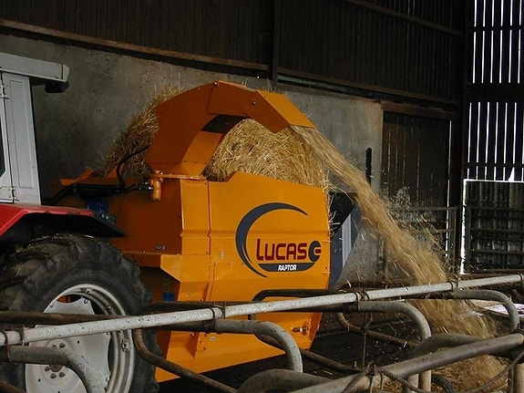 Lucas Halmrivare Raptor telehandler 2 of 3
