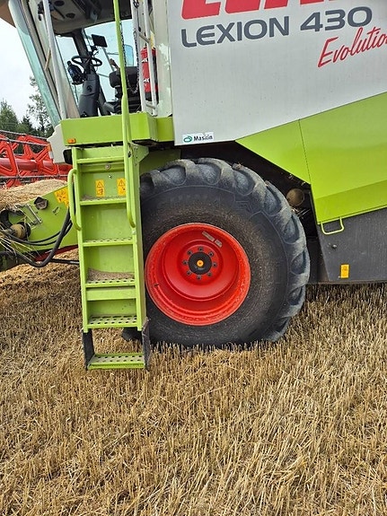 CLAAS Lexion 430 Evolution, 22” 3 of 7