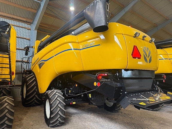 New Holland CX 6.80 för omg lev