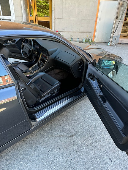 BMW 840i 2 of 5