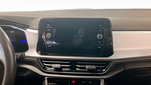Volkswagen T-Roc 9 of 12