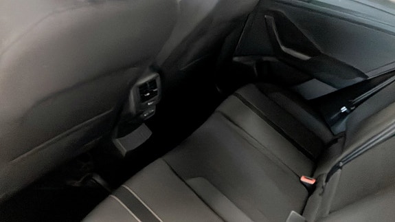 Volkswagen T-Roc 11 of 12