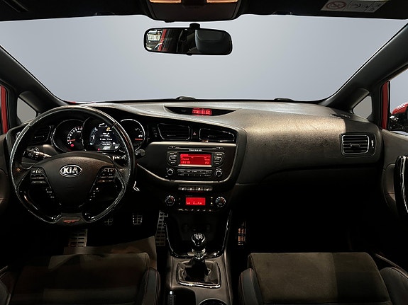 Kia ProCeed 8 of 12