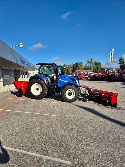 New Holland T5.110 AC komplett snömaskin! 4 of 5