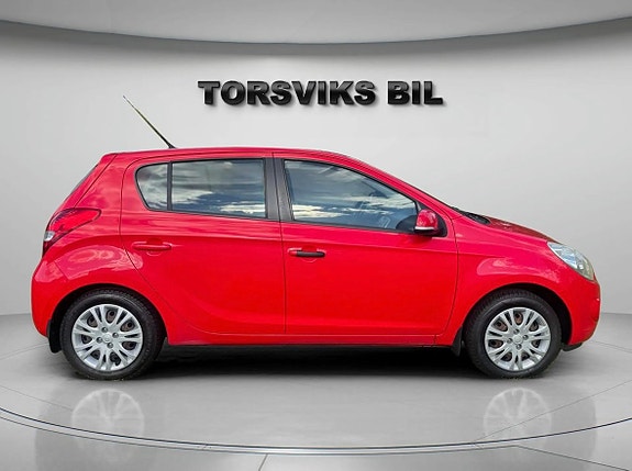 Hyundai i20 7 of 28