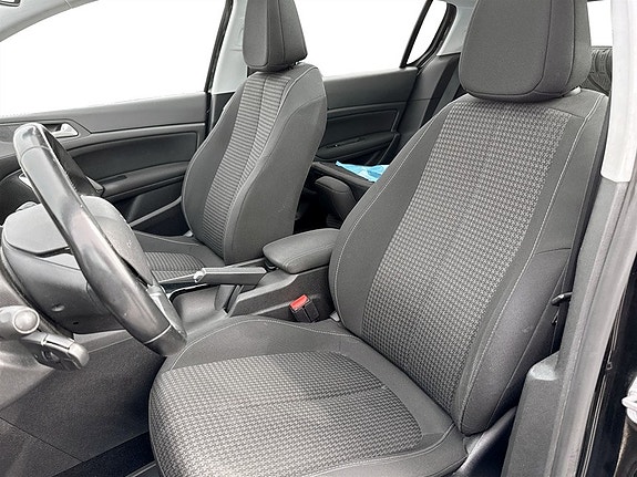 Peugeot 308 4 of 17