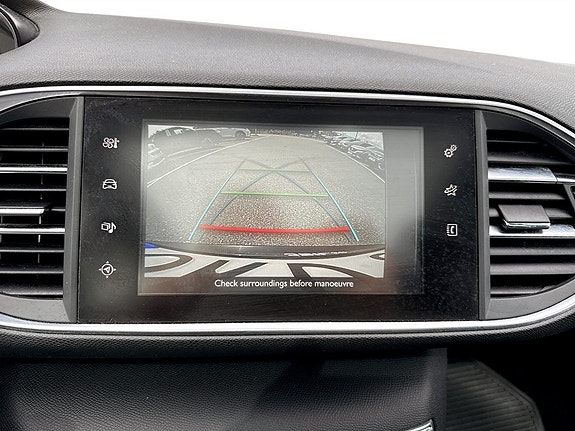 Peugeot 308 10 of 17