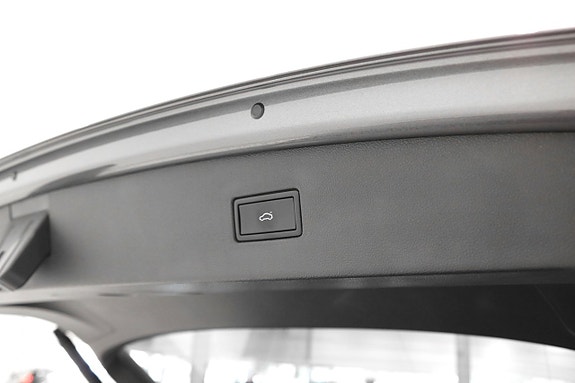Volkswagen Tiguan Allspace 14 of 23