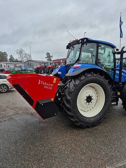 New Holland T5.120 DC 6 of 9