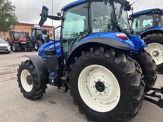 New Holland T5.100 Utility Nyhet! 3 of 8
