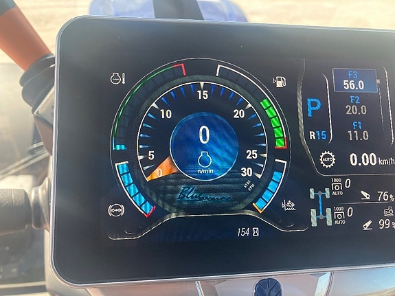 New Holland T7.300 New Gen Blue Power FLP - DEMO 8 of 12
