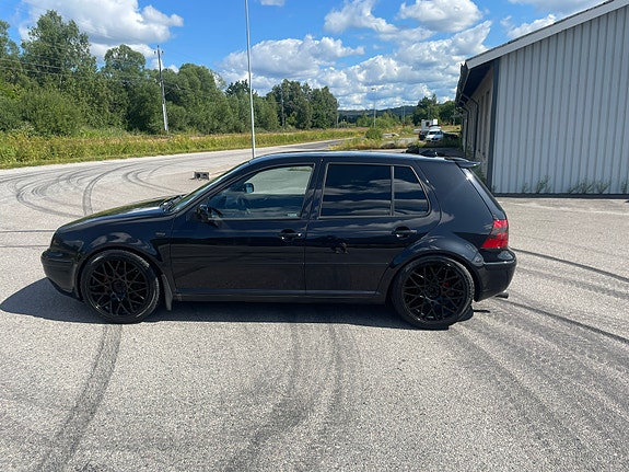 Volkswagen Golf IV 3 of 7