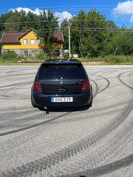 Volkswagen Golf IV 4 of 7