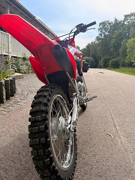 Honda CRF 125 EFI CROSS 6 of 8