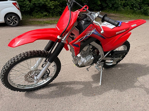 Honda CRF 125 EFI CROSS 2 of 8
