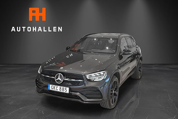 Mercedes-Benz GLC300 e 4 of 16