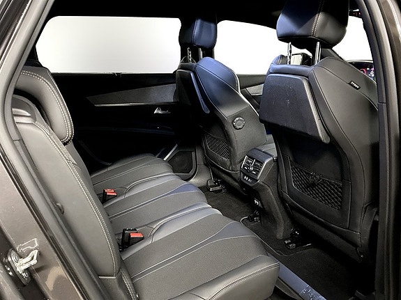 Peugeot 5008 15 of 19