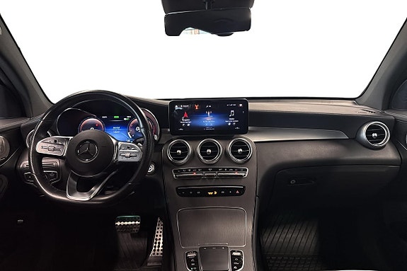 Mercedes-Benz GLC200 11 of 23