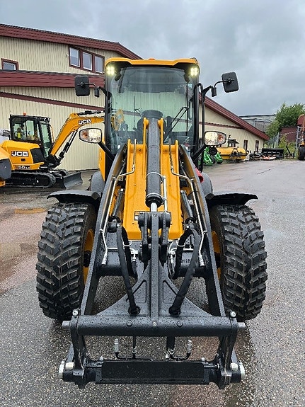 JCB 409 Nordic Edition 40 km/h Omg.lev! 6 of 8