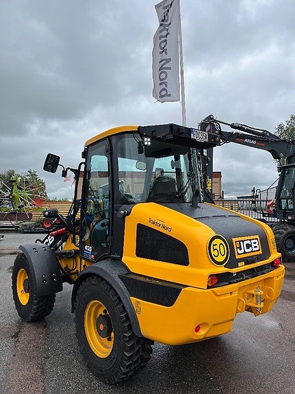 JCB 409 Nordic Edition 40 km/h Omg.lev! 2 of 8