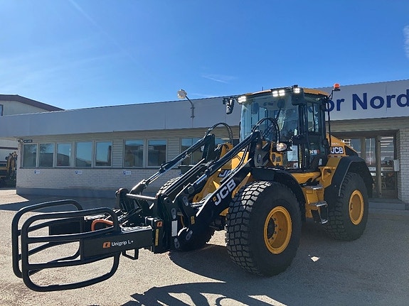 JCB 419S Nordic Edition 50km/h hitch 2 of 12