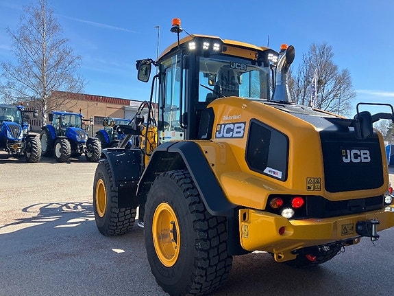JCB 419S Nordic Edition 50km/h hitch 4 of 12