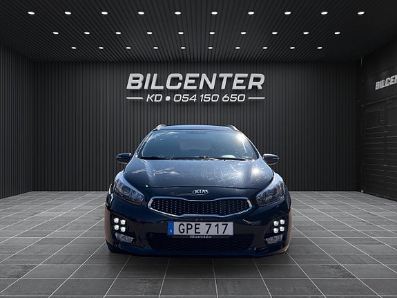 Kia Ceed 2 of 5