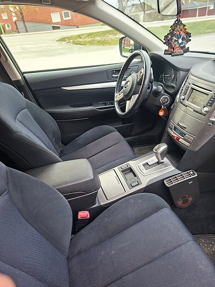 Subaru Outback 6 of 10